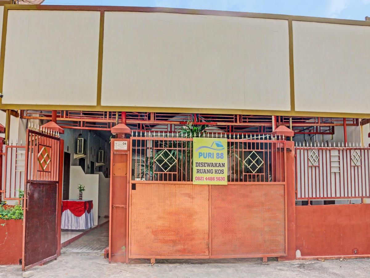 קופנג Oyo 91416 Puri 88 Homestay מראה חיצוני תמונה