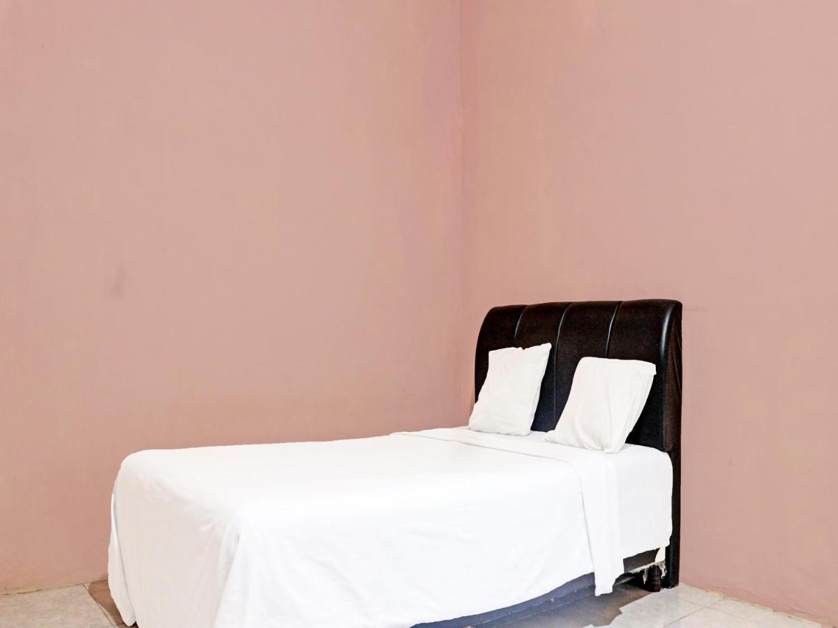 קופנג Oyo 91416 Puri 88 Homestay מראה חיצוני תמונה