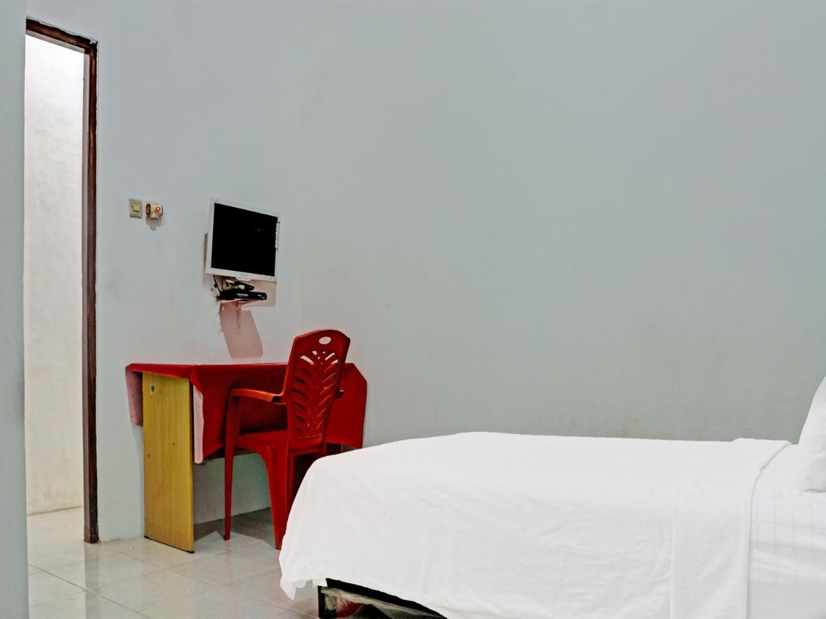 קופנג Oyo 91416 Puri 88 Homestay מראה חיצוני תמונה